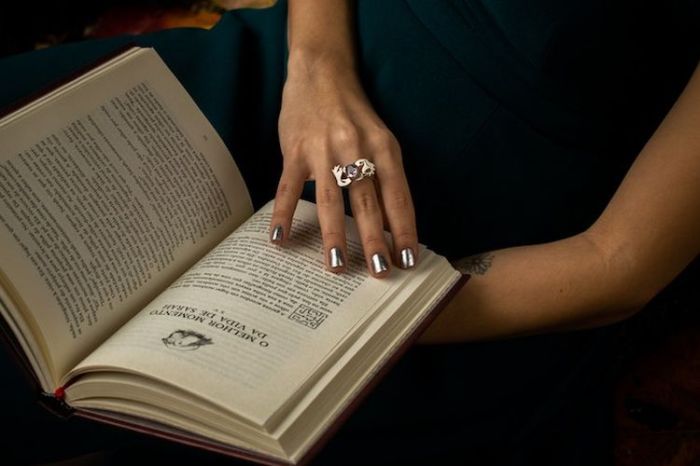 Ki hajar dewantara mendefinisikan pendidikan sebagai tuntutan artinya