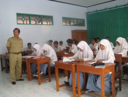Guru Efektif: Perspektif Psikologi Pendidikan