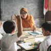 Jelaskan Program Pemerintah dalam Meningkatkan Pendidikan