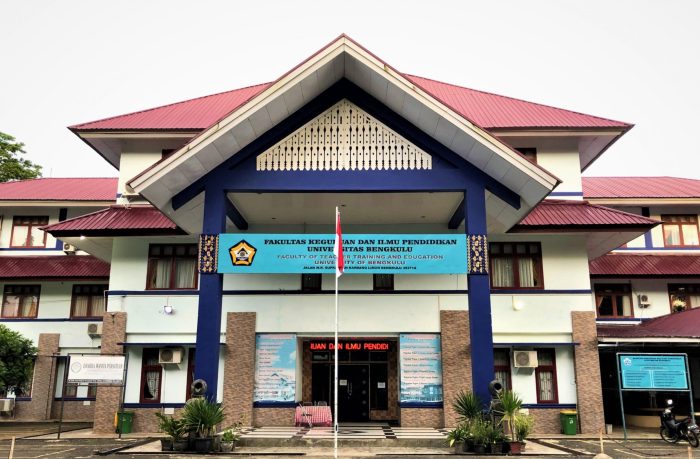 Uns fkip gedung fakultas pendidikan keguruan sebelum masuk dahulu kenali sarana prasarana nadhiroh tribunsolo