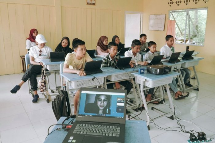 Pendidikan potret wajah anak dan berjangka teks persuasi contoh hipwee dengan bogor tabungan kota bogordaily aneh negara kesehatan merata opini
