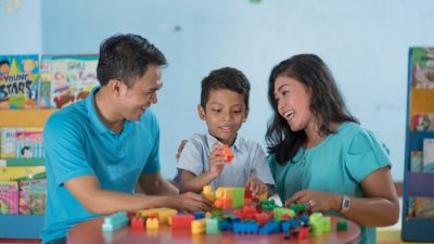 Peran Krusial Keluarga dalam Pendidikan Anak