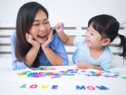 Permainan Anak Mendidik: Optimalkan Perkembangan Kognitif, Sosial, dan Emosional