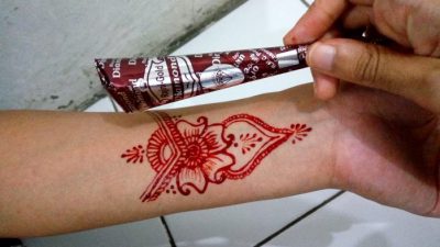 Cara buat tato henna