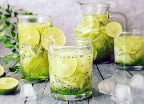Cara Membuat Es Kuwut Melon yang Menyegarkan