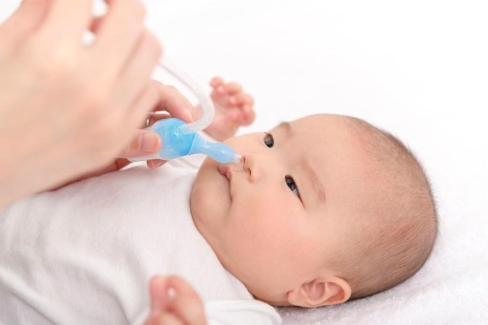 Cara mengatasi hidung tersumbat pada bayi 1 bulan