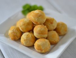 Cara Membuat Makanan Kering Renyah untuk Meriahkan Lebaran