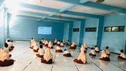 Kelas kesepakatan disiplin positif diri dari guru