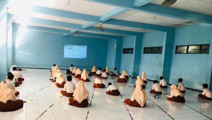 Kelas kesepakatan disiplin positif diri dari guru