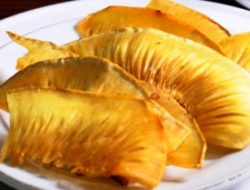 Cara Membuat Keripik Sukun Pedas yang Renyah dan Gurih