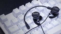 Cara memperbaiki suara headset terbalik