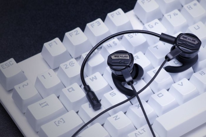 Cara memperbaiki suara headset terbalik
