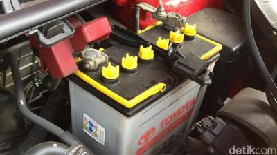 Cara memasang 2 aki pada mobil