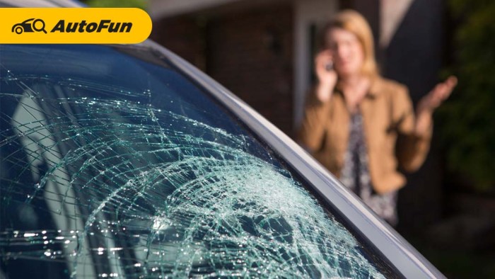 Cara memperbaiki kaca retak mobil