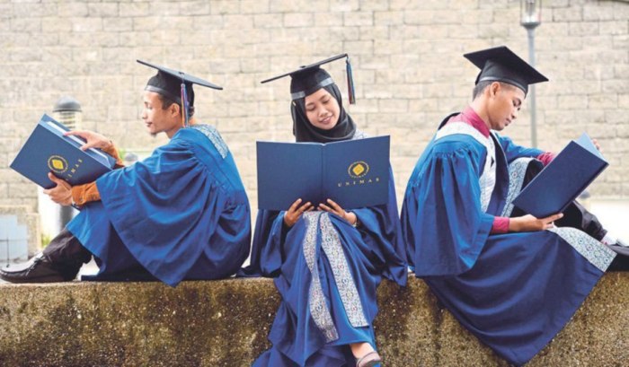 Dampak positif dari globalisasi dalam bidang pendidikan adalah