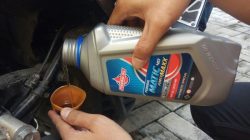 Cara Mudah Ganti Oli Jupiter MX 135 untuk Performa Maksimal 5 Cara ganti oli jupiter mx 135