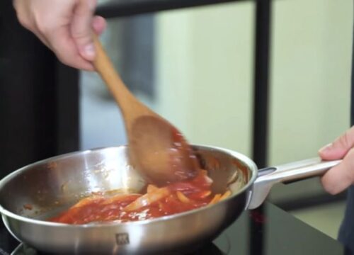 Cara Memasak Asam Manis Pedas yang Lezat dan Menggugah Selera