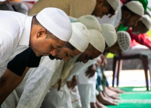 Cara Mengqadha Sholat Dhuhur di Waktu Ashar: Hukum, Syarat, dan Tata Cara