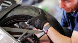 Cara Mengatasi Ban Motor Kempes: Panduan Lengkap