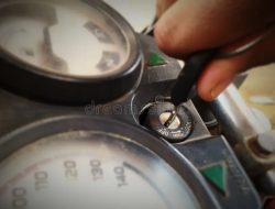 Cara Membuka dan Menutup Kunci Motor: Panduan Lengkap