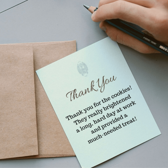 Cara menulis terima kasih yang benar