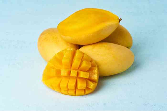 Cara memilih mangga harum manis