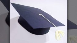 Cara membuat topi wisuda