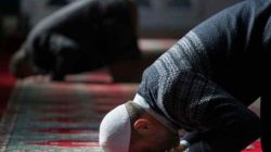 Cara sholat jamak maghrib di waktu isya