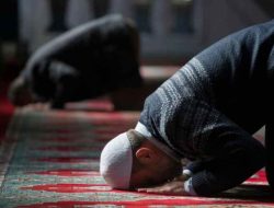 Cara Sholat Jamak Maghrib di Waktu Isya: Panduan Lengkap 2 Cara Sholat Jamak Maghrib di Waktu Isya: Panduan Lengkap