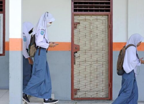 Contoh Soal AKM SMA PDF Panduan Lengkap