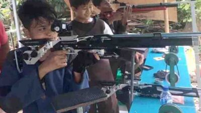 Teknik Menembak dengan Langkah Dua Langkah