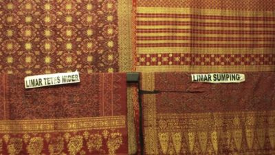 Seni rupa terapan memiliki pengertian