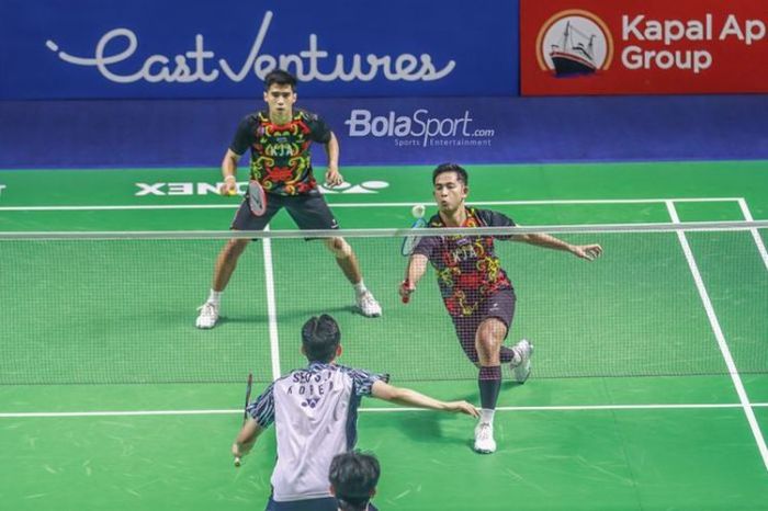 Permainan bulu tangkis dipopulerkan oleh