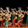 Fungsi Pola Lantai dalam Tarian Adalah Pengaruhnya terhadap Suasana, Emosi, dan Narasi