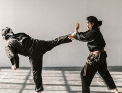 Teknik Serangan Kaki Pencak Silat Jurus dan Strategi