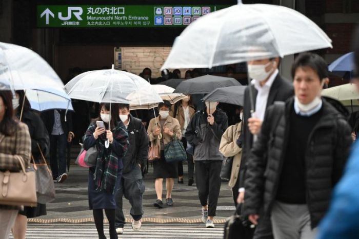 Jepang mengalami penurunan jumlah penduduk hal tersebut terjadi karena
