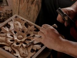 Seni Ukir Memahami Teknik dan Estetika