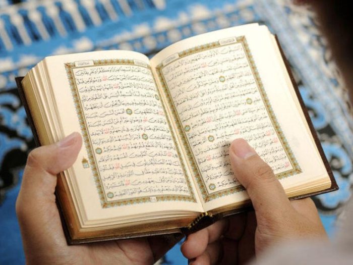 Al quran berfungsi sebagai