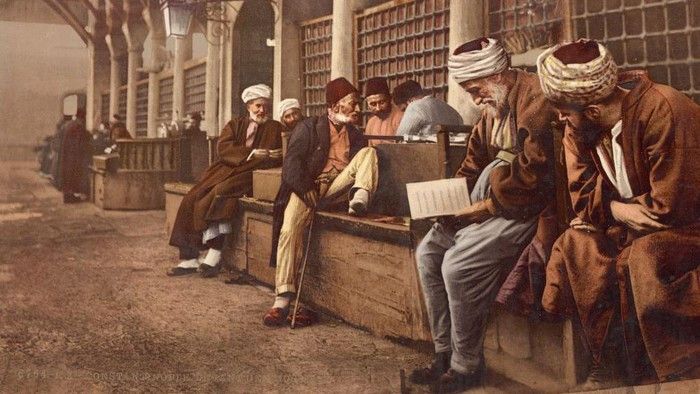 Setelah islam mengalami puncak kejayaan yang dipimpin oleh