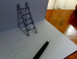 Jenis Karya Seni Tiga Dimensi yang Dipamerkan Terdiri Atas