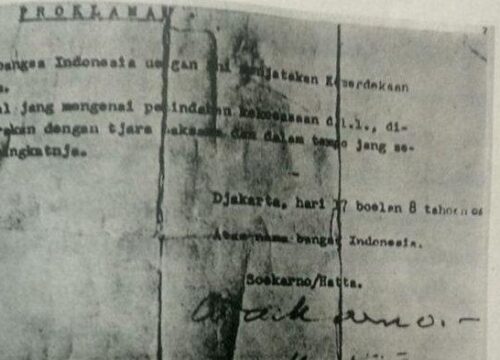 Mengungkap Keaslian Naskah Proklamasi yang Autentik