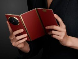 Huawei Mate XT Ultimate Resmi Hadir di Indonesia: Ponsel Lipat Tiga Pertama di Dunia