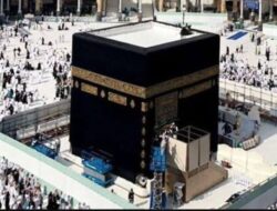 Memahami Tawaf Mengelilingi Kabah Tujuh Kali di Baitullah