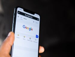 Perubahan Besar Dunia Pencarian Online dari Google Menuju Media Sosial dan AI
