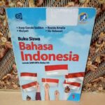 PDF Buku Bahasa Indonesia Kelas 7 Panduan Lengkap