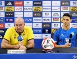Persebaya Vs Persib: Alarm Berbunyi! Bojan Hodak Waspadai Tangan Dingin Tavares