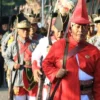 Menggali Warisan Leluhur: 15+ Adat Istiadat Paling Fenomenal di Nusantara yang Masih Lestari 8 Menggali Warisan Leluhur: 15+ Adat Istiadat Paling Fenomenal di Nusantara yang Masih Lestari