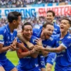 Prediksi Panas: Pelatih Persik Marcos Reina Ragukan Dominasi Persib di Super League 2025-2026 10 Prediksi Panas: Pelatih Persik Marcos Reina Ragukan Dominasi Persib di Super League 2025-2026