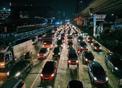 Mudik: Menyelami Tradisi Pulang Kampung yang Tak Lekang oleh Waktu
