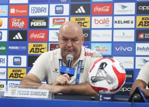 Membedah Tantangan Persib Bandung: Optimisme Bojan Hodak dalam Perebutan Gelar Liga 1 2025/2026 yang Kian Berliku